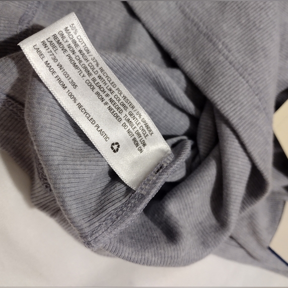 NWT🔥2 Pack Gray Cotton Stretch Tanks by Universal Threads "B1G1" Size L - Picture 5 of 8